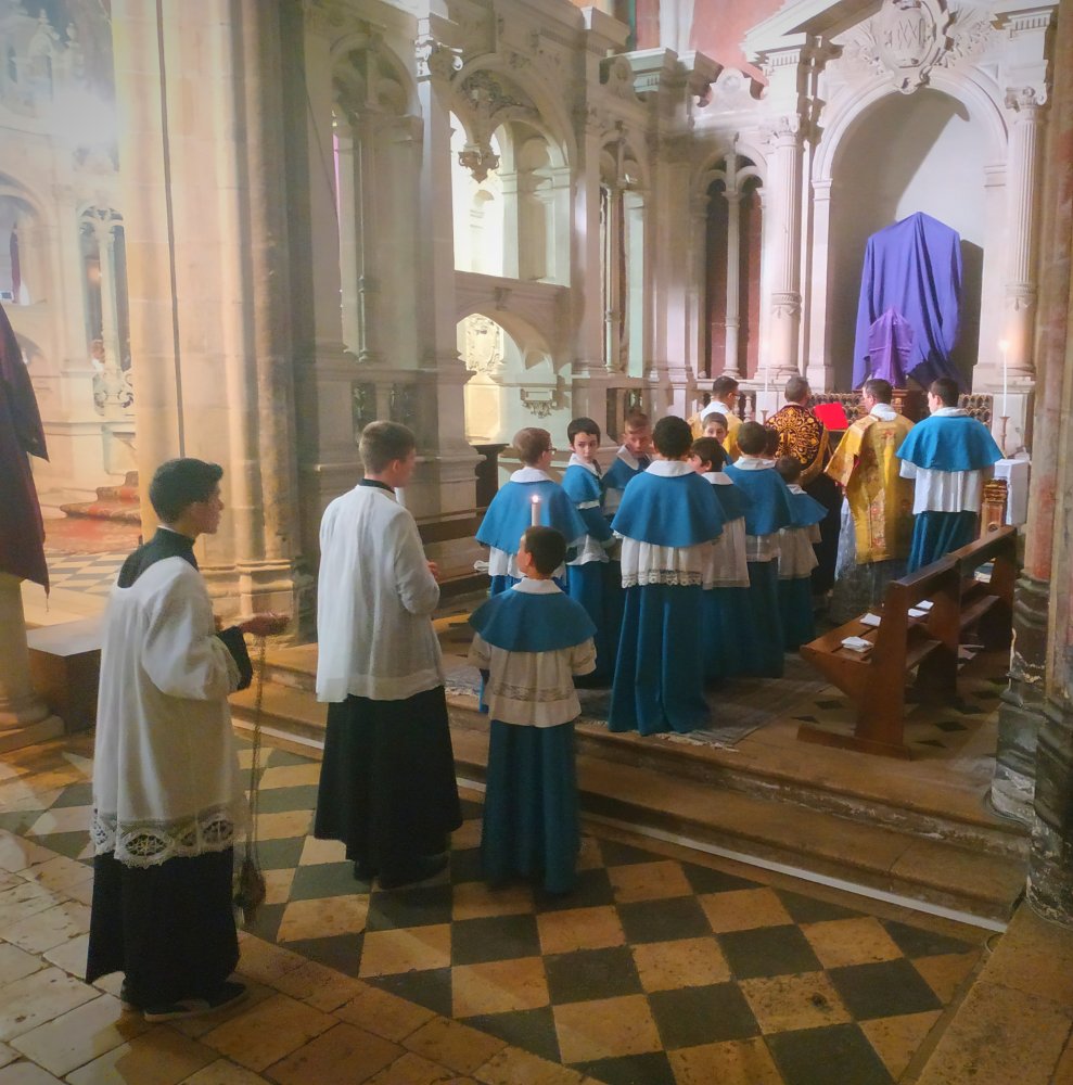 Messe du jeudi saint ND de Recouvrance, ICRSP Orléans