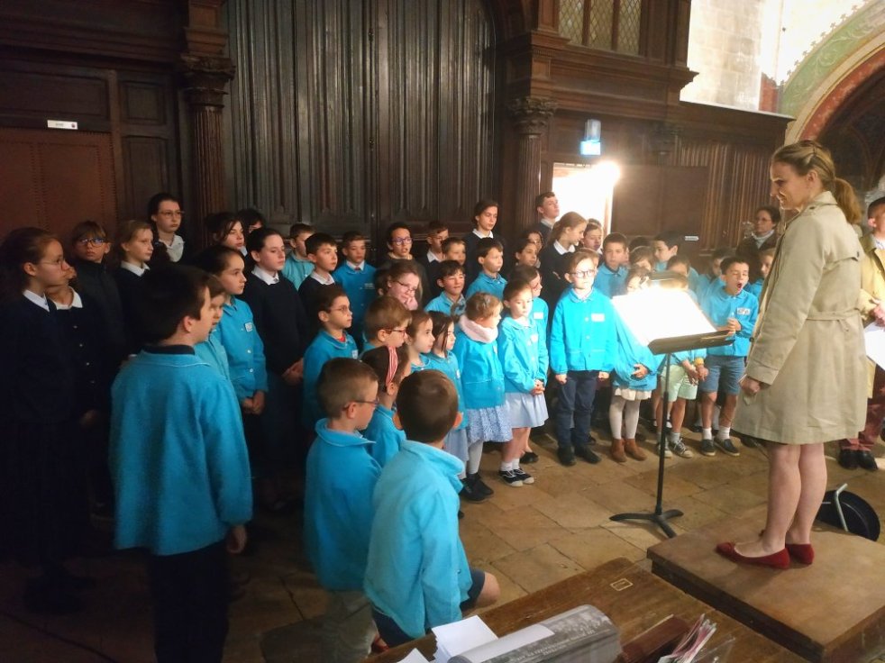 Messe chantée par les enfants de l&rsquo;Institution Sainte&nbsp;Anne