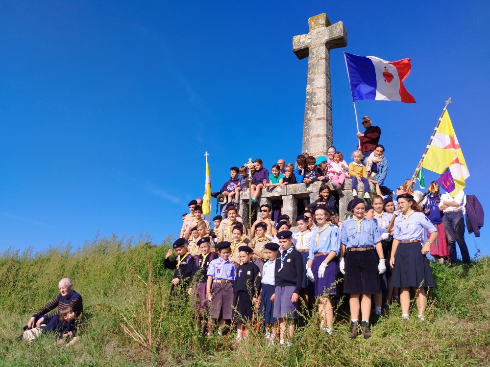 La traditionnelle photo à la croix de Micy