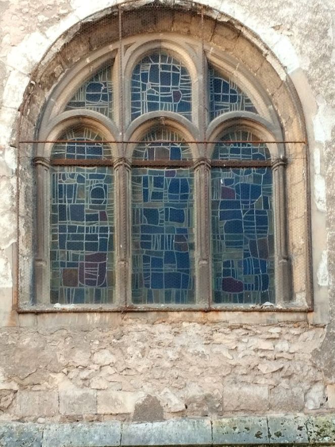 Vitrail de l'église ND de Recouvrance Orléans, horaire de la semaine sainte, dimanche des rameaux, Jeudi saint, vendredi saint et samedi saint et la veillée pascale