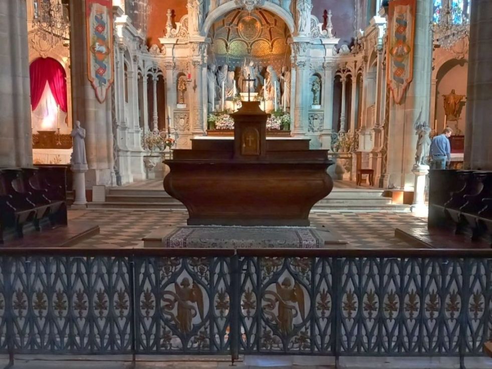 Mise en place d&rsquo;un&nbsp;autel